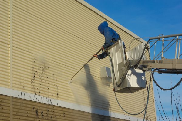 Commercial Exterior Cleaning in Davenport