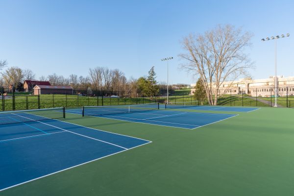 Tennis Court Cleaning in Davenport