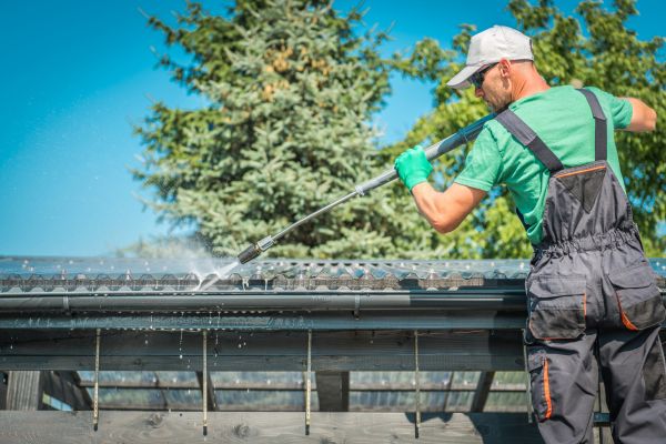 Gutter Power Washing in Davenport
