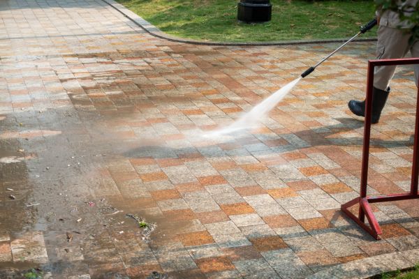 Pavers Washing in Davenport