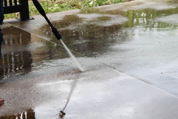 Concrete Deck Cleaning in Davenport