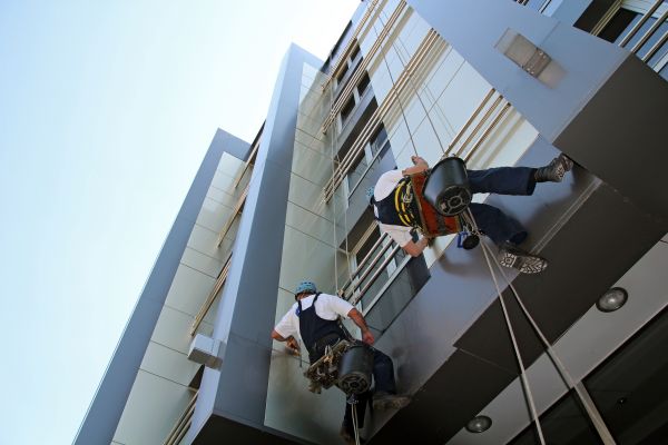 Condo Exterior Cleaning in Davenport